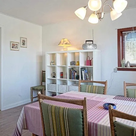 Apartment Allinge IX Lejlighed *